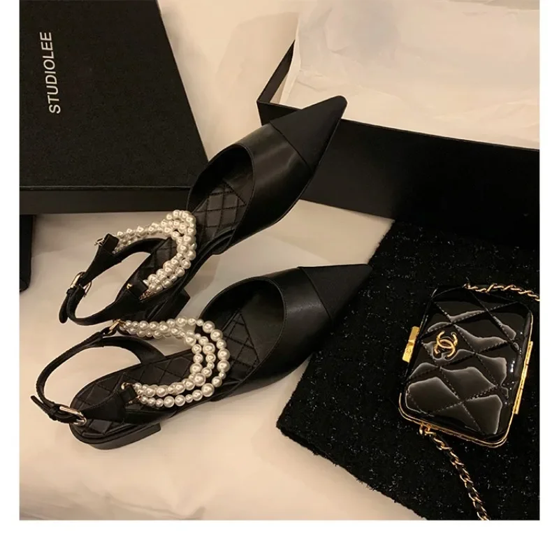 Escarpins à talons carrés en P - Low Block Heel Pump avis et prix