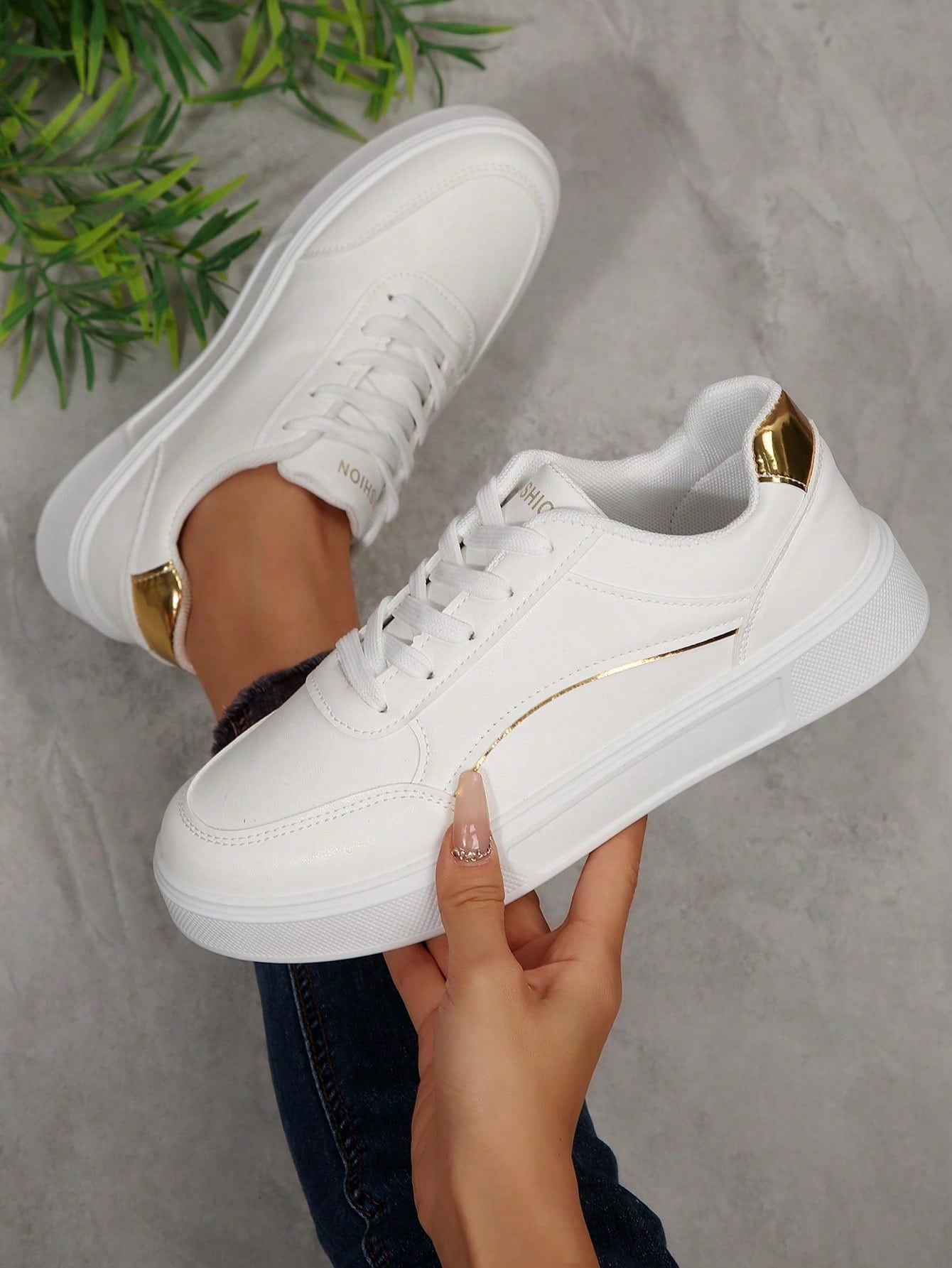 Baskets décontractées blanches - Women'S Shoes Hey Dude avis et prix