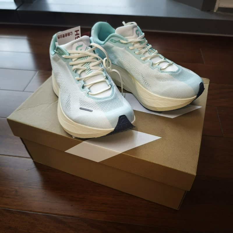Chaussures de course DYNAFISH  - Women'S Shoes Vs Men'S avis et prix