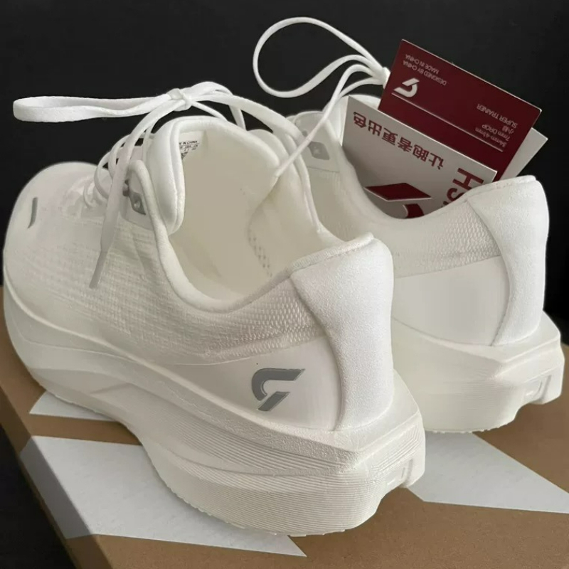 Chaussures d'entraînement DYNA - Women'S Shoes Vs Men'S avis et prix